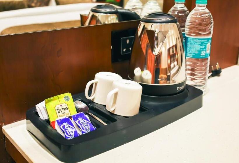 غرفة ديلوكس مطلّة علي البحر مزوَّدة بشُرفة, Oralia Resort