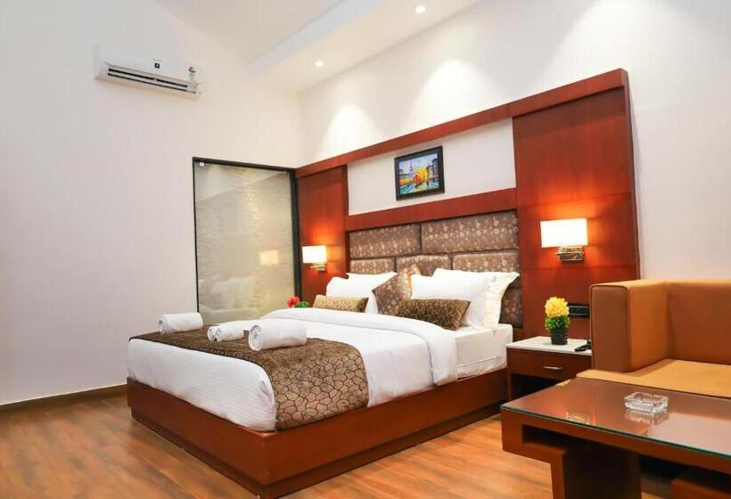 غرفة قياسية سرير كينج, Oralia Resort