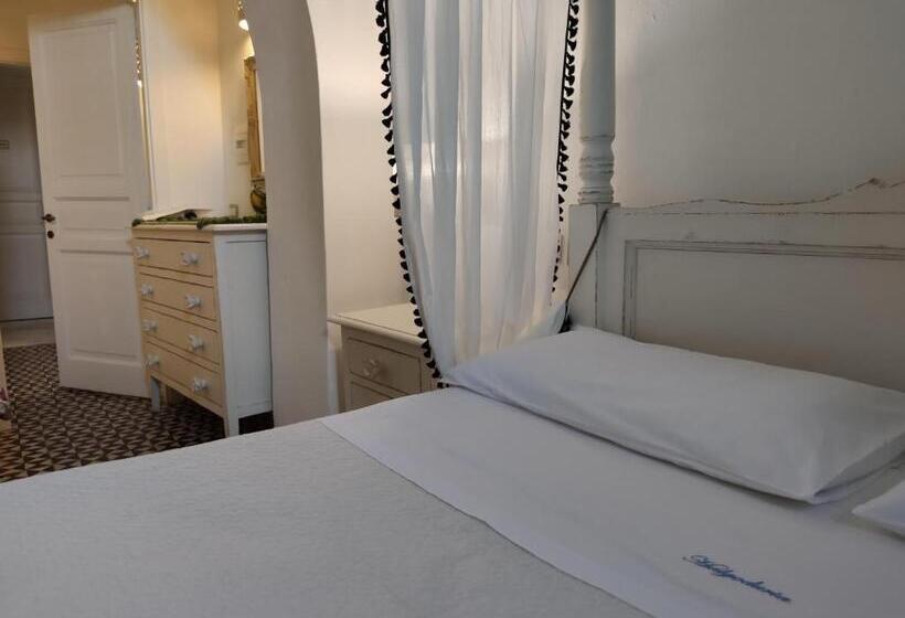 غرفة قياسية, Halgoduria