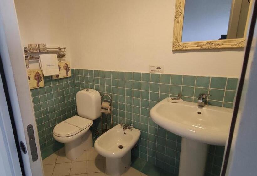 غرفة ديلوكس مطلّة علي البحر مزوَّدة بشُرفة, Halgoduria