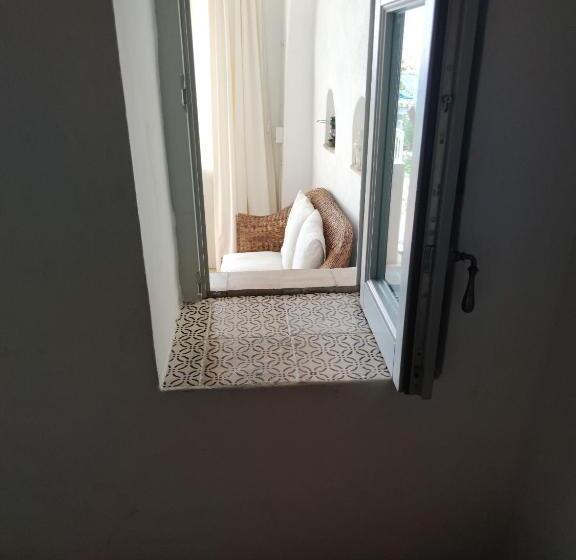 غرفة ديلوكس مطلّة علي البحر مزوَّدة بشُرفة, Halgoduria