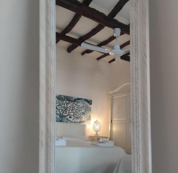 غرفة ديلوكس مطلّة علي البحر مزوَّدة بشُرفة, Halgoduria