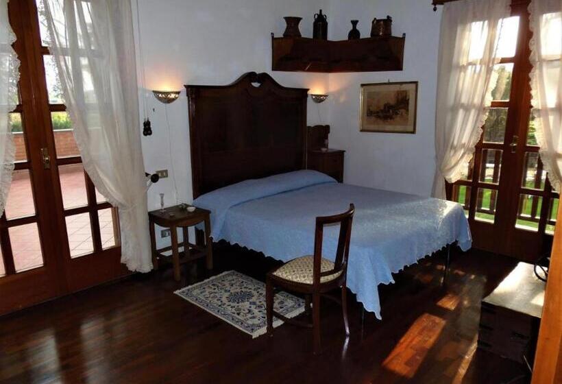 スタンダードトリプルルームの外観-バスルーム, La Semenza