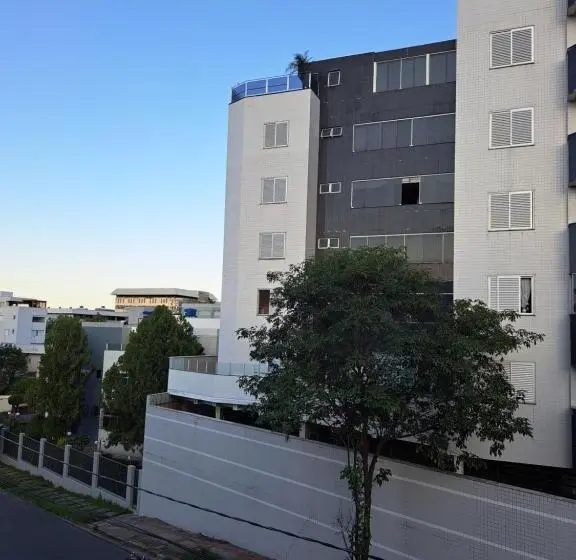 اتاق یک تخته با چشمانداز باغ, Portal Do Jaragua