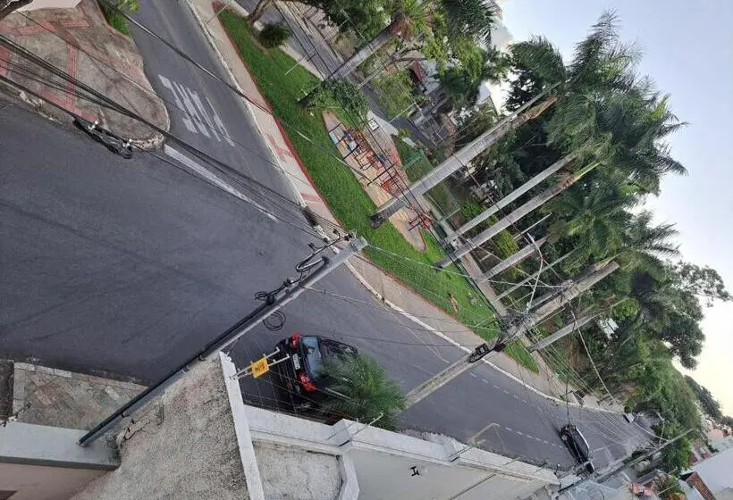 اتاق یک تخته با چشمانداز باغ, Portal Do Jaragua