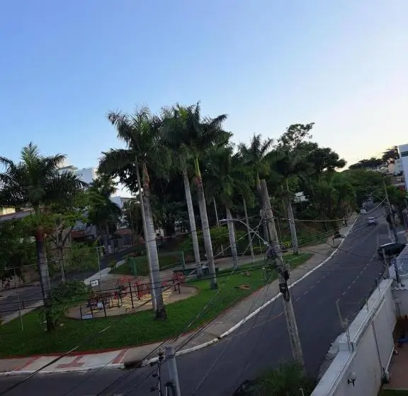 اتاق یک تخته با چشمانداز باغ, Portal Do Jaragua