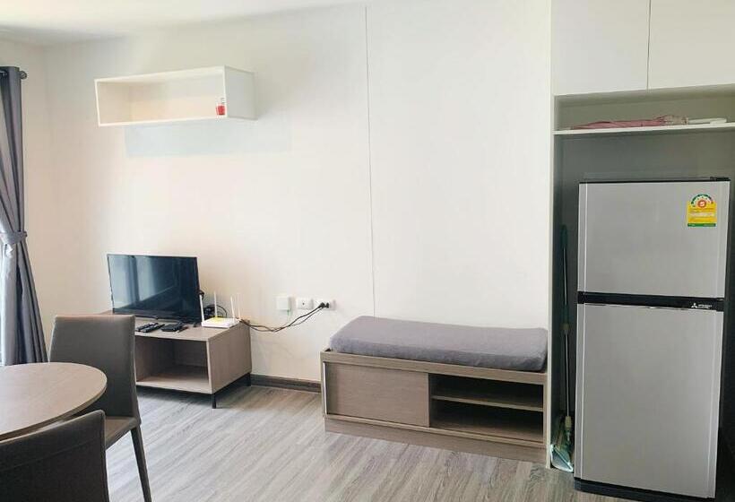 庭の見える1ベッドルームアパートメント, The Trust @bts Chang Erawan