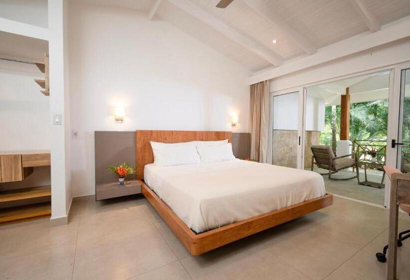 Номер Deluxe, Astra Hotel Boutique