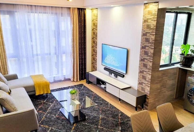 اتاق استاندارد با بالکن, Heartlands Garden