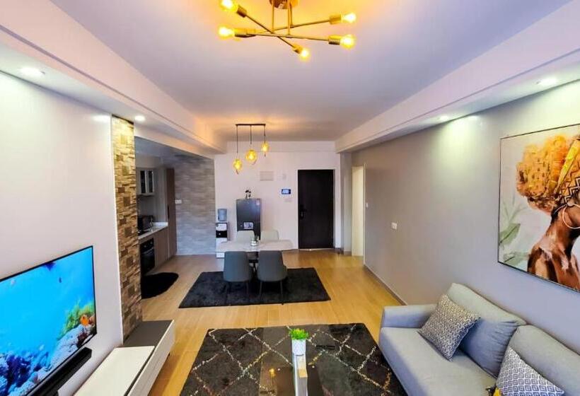 اتاق استاندارد با بالکن, Heartlands Garden