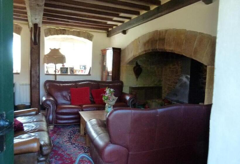 스탠다드 룸, The Hall