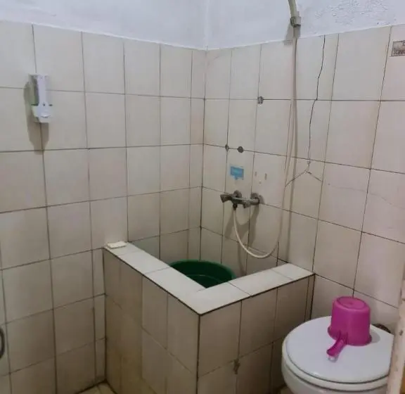 Deluxe-huone King-vuode, Capital O 93262 Hotel Cherish 2