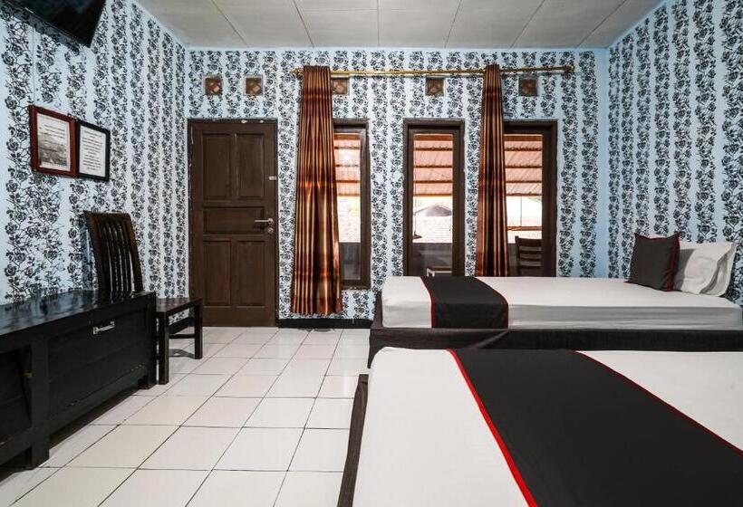 Номер Deluxe, Capital O 93262 Hotel Cherish 2