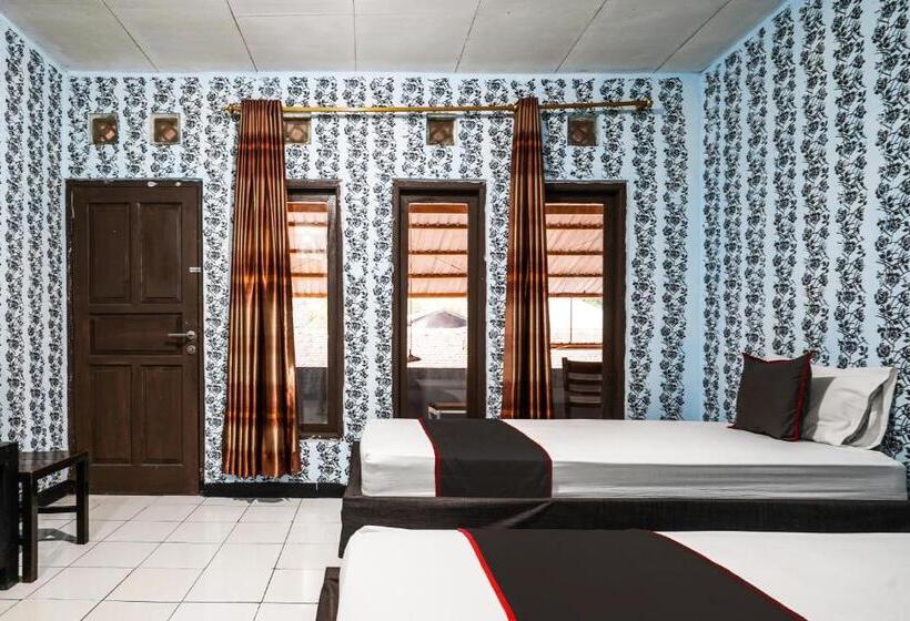 Номер Deluxe, Capital O 93262 Hotel Cherish 2