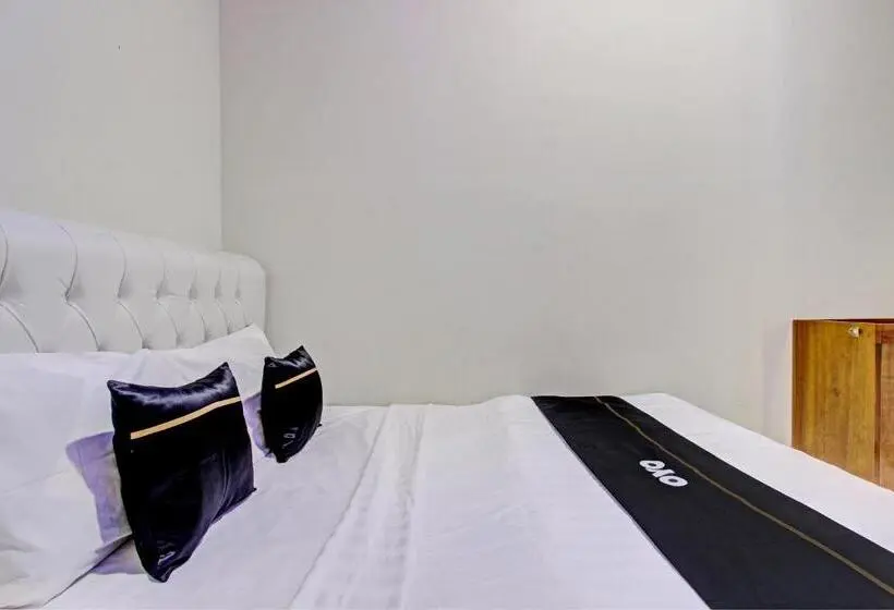 Deluxe Kamer, Capital O 93244 Angkasa Inn