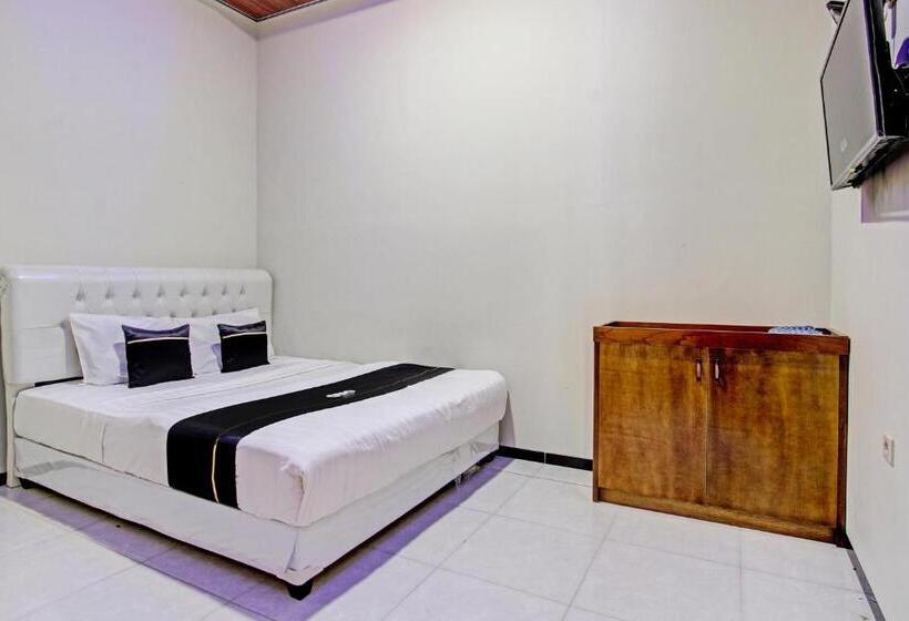 デラックスルーム, Capital O 93244 Angkasa Inn