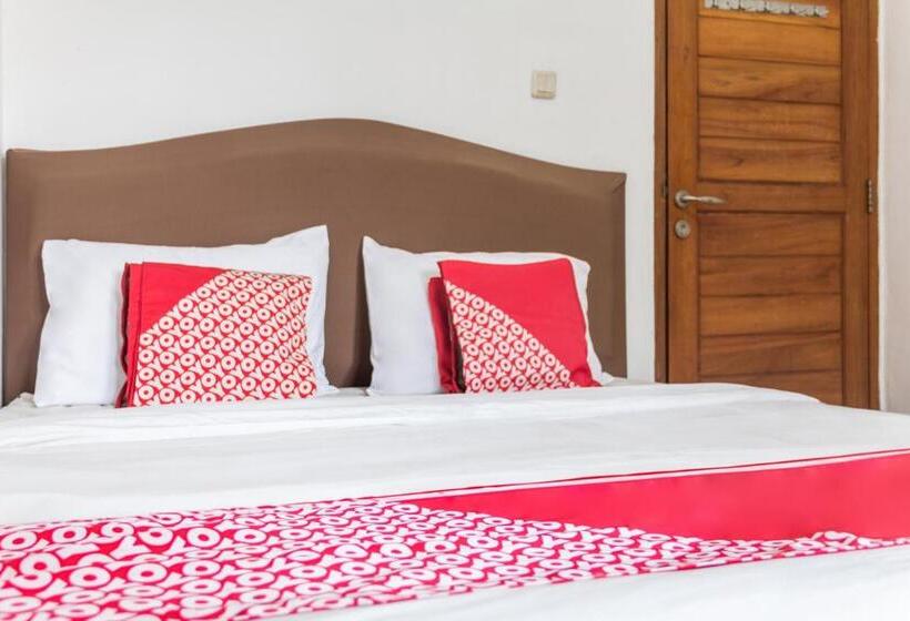 Номер Deluxe, Capital O 93279 Asyoka Penginapan Pasutri