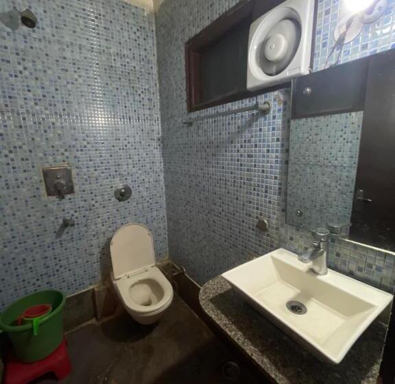 豪华房间, Golden Gate Dx