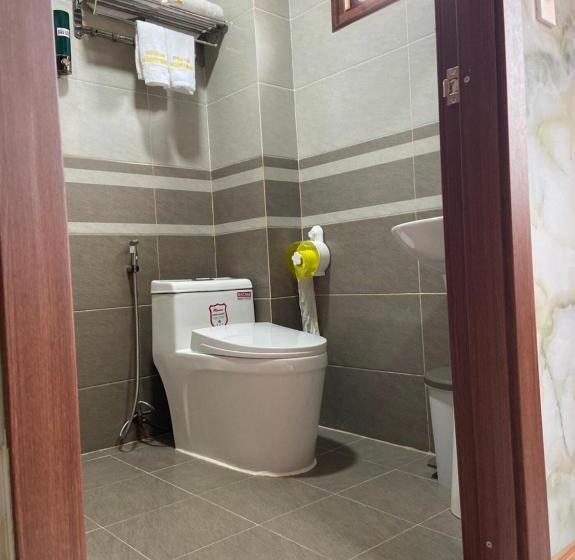 اتاق خانوادگی, Nguyệt Minh 2