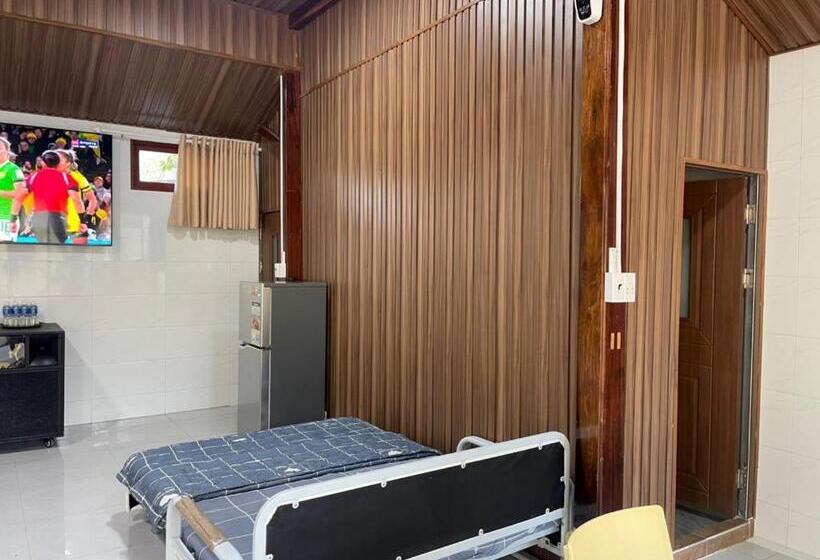 اتاق خانوادگی, Nguyệt Minh 2