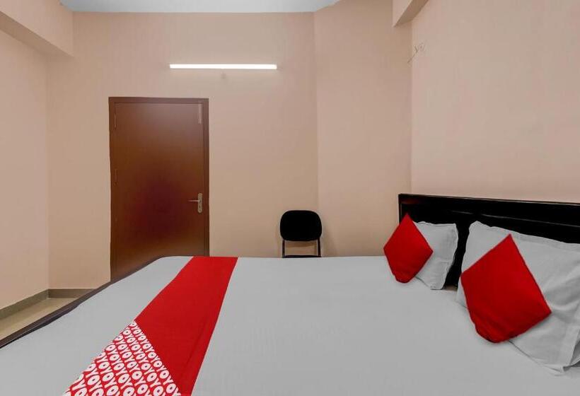 三人经典房间, Super Oyo Flagship Moyong Homestay