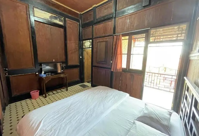 Standart Oda, Villa Oriental Curug Nangka