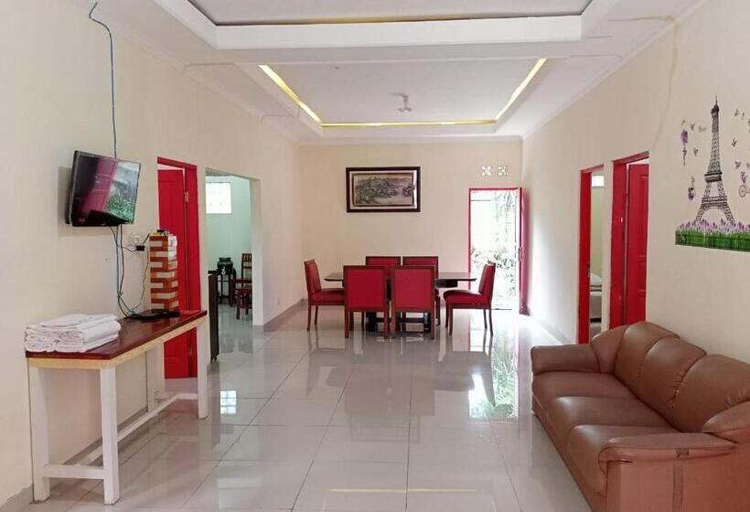 家庭间, Villa Oriental Curug Nangka