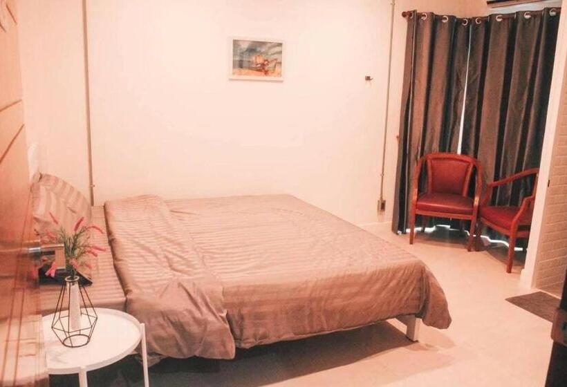 اتاق استاندارد, Jira19hostel