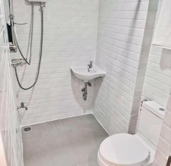 اتاق استاندارد یک نفره, Jira19hostel