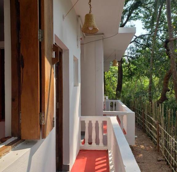 Quarto standard, Adi Shakti Guesthouse And Shala
