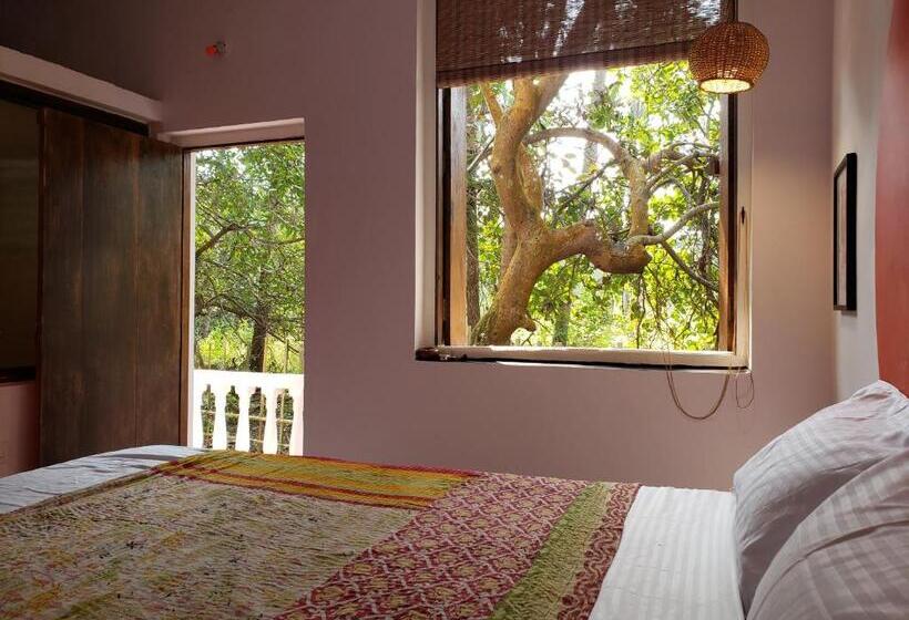 Номер Стандарт, Adi Shakti Guesthouse And Shala