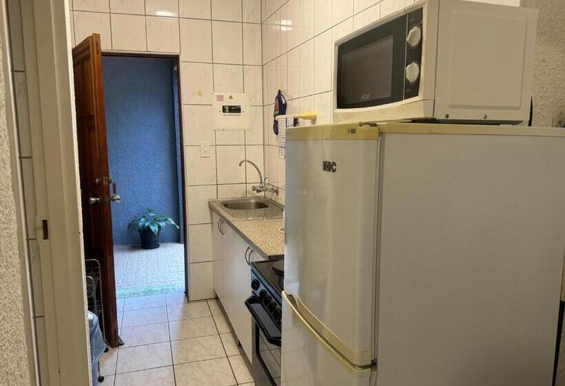 스탠다드 트리플 룸, Busa House