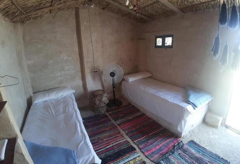 اتاق استاندارد با چشم‌انداز دریاچه, M Biama Island