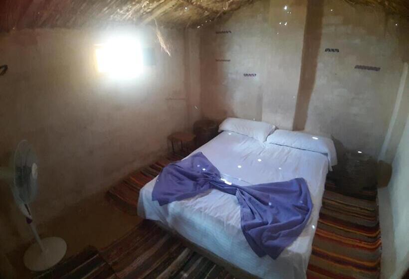 اتاق استاندارد با چشم‌انداز دریاچه, M Biama Island