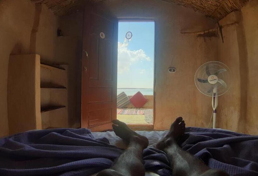 اتاق استاندارد با چشم‌انداز دریاچه, M Biama Island