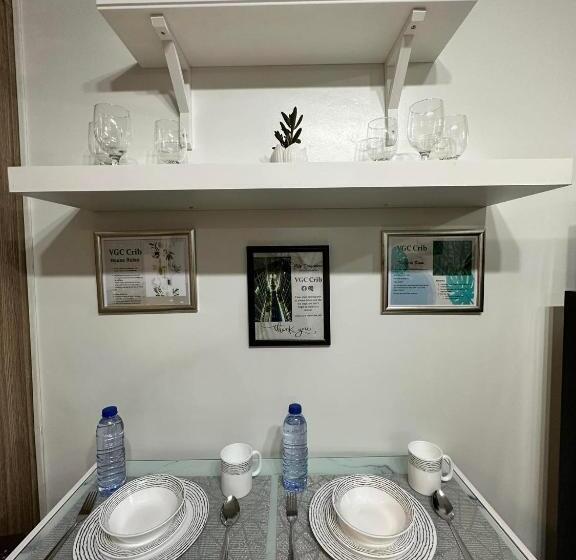 Monolocale Standard Vista Piscina, Vgc Crib