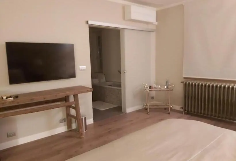 Camera Deluxe Letto King, B&b Asmara