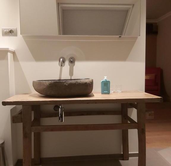 Номер Deluxe, B&b Asmara