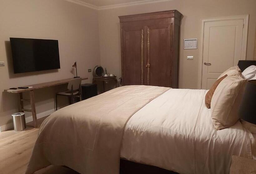 디럭스 룸, B&b Asmara