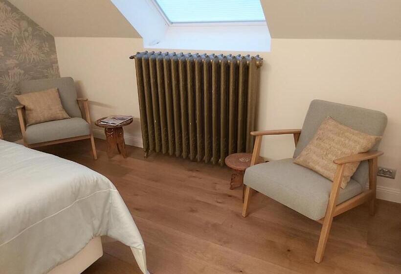 디럭스 룸, B&b Asmara