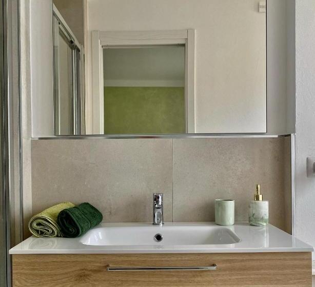 اتاق استاندارد, B&b Niu Susu