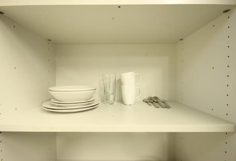 스탠다드 룸 공동 욕실, Forenom Hostel Vantaa Kehä Iii