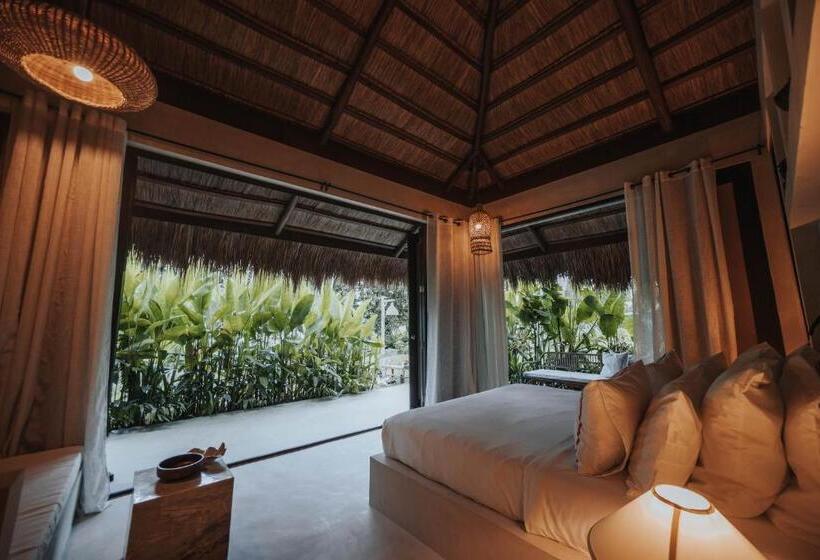 اتاق لوکس با بالکن, Alon Villas