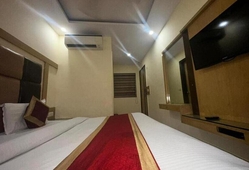 スタンダードルーム, Bramhaputra Near New Delhi Railway Station