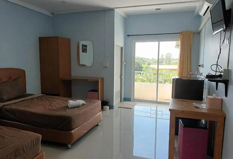 Standard-huone, Center Place Ang Thong