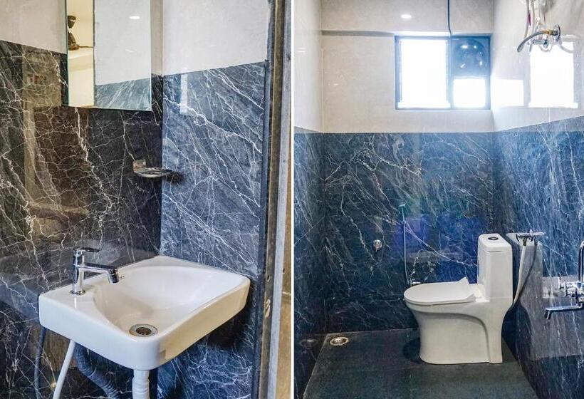 חדר דלוקס, Fabexpress Sathvik Executive