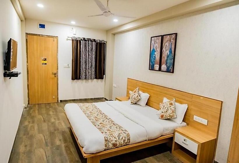 Номер Deluxe, Orchid, Adipur