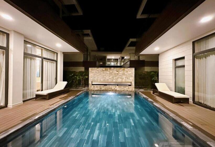 سوییت با چشمانداز باغ, Phoenix Pool Villa Cam Ranh