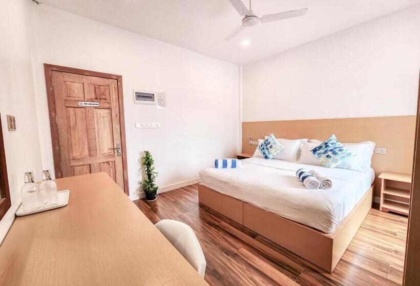 Deluxerum Stadsutsikt, Raalhu Fonu Maldives