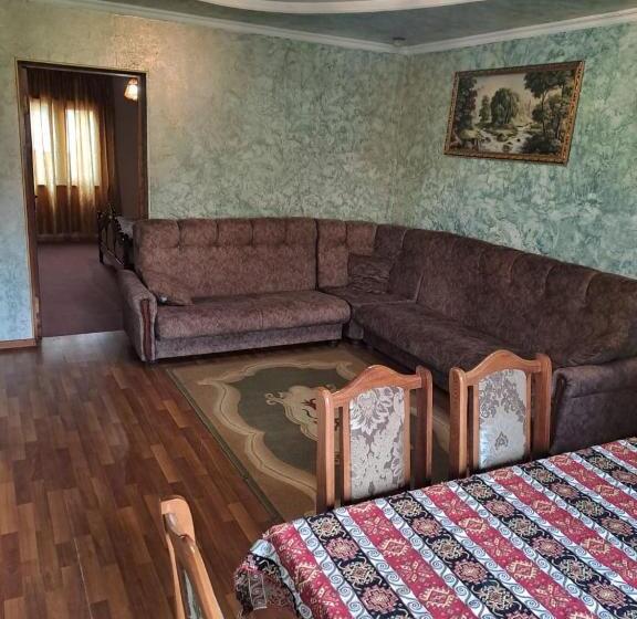 غرفة قياسية, Tariel